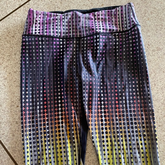 Victorias Secret Sport Leggings - Picture 4 of 7